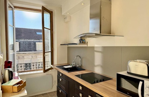 Barbatre Apartment | Café des Arts Sur la Voie des Sacres