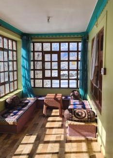 Sissu Cabin | Cafe Alpenglow