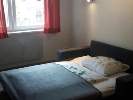 Arnstadt Apartment | Cafe Marlitt