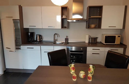 Arnstadt Apartment | Cafe Marlitt