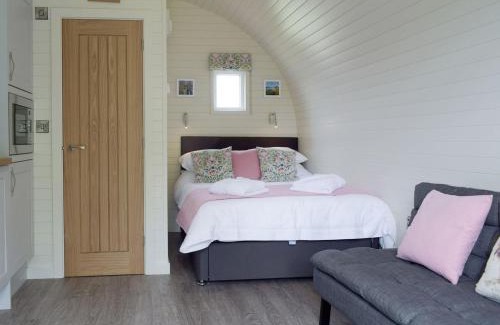 Llanfyllin House | Cain Pod Vip