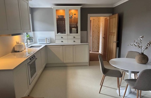 Bilston Apartment | Cairn - one bedroom apartment sleeps up to three