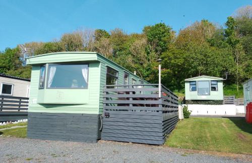 Cairnryan House | Cairnryan Loch View
