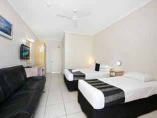Cairns Hotel | Cairns City Sheridan Motel