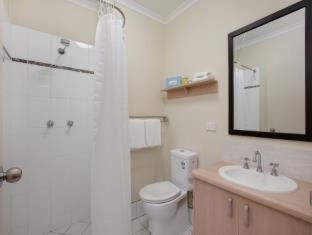 Cairns Hotel | Cairns City Sheridan Motel