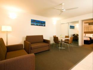 Manunda Hotel | Cairns Colonial Club Resort