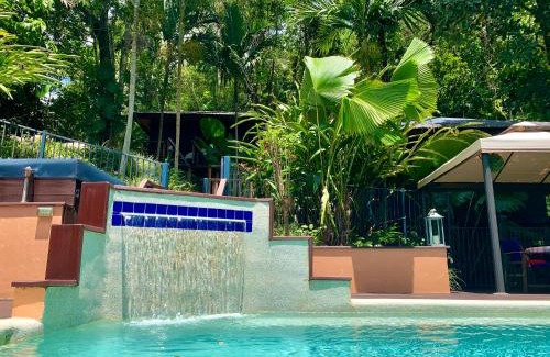 Bayview Heights Resort | Cairns Rainforest Retreat