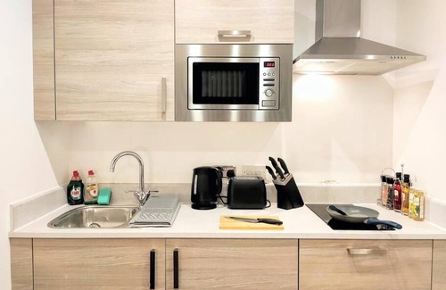 Manchester City Centre Apartment | Caitlyn's New Listing in Manchester City Center