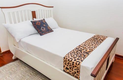 Kilimani Apartment | Caja Apartment A702 at Mango Court Wood Avenue Kilimani