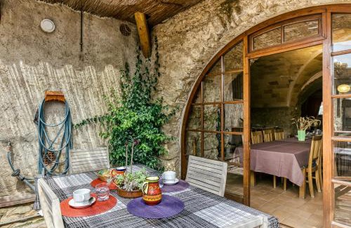 Llampaies House | Cal Secretari Rural de Can Gat Vell