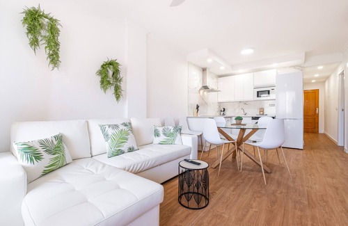 Villajoyosa Apartment | Cala Esmeralda 7-I Apartment Playa La Cala Beach