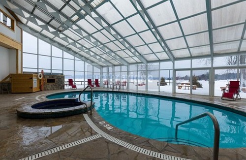 Calabogie Resort | Calabogie Lodge Resort is a destination for outdoor and artistic adventures.