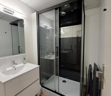 Port Apartment | Calais Plage - magnifique studio - Front de mer