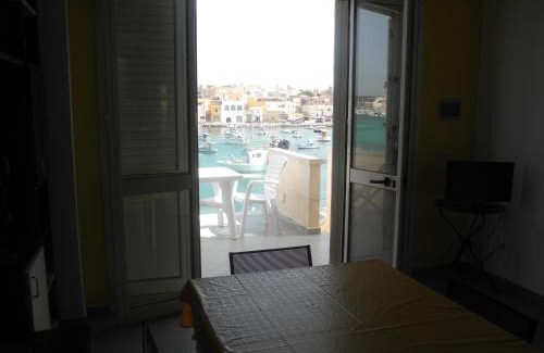 Lampedusa Apartment | Calamaluk