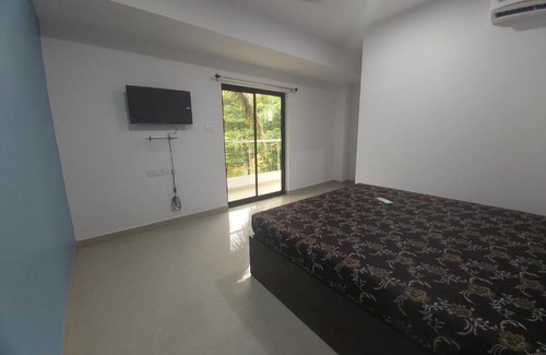 Calangute House | Calangute Beach Bird