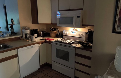 Chalet Village Condo | "Caleb's Treehouse" is approximately 3 miles from downtown Gatlinburg