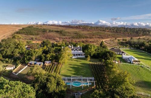 Caledon House | Caledon Grace Guesthouse