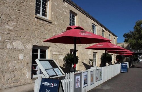 Waterhouse Hotel | Caledonian Inn