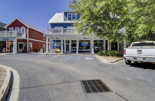 Bluffton Villa | Calhoun Street Promenade Historic Bluffton