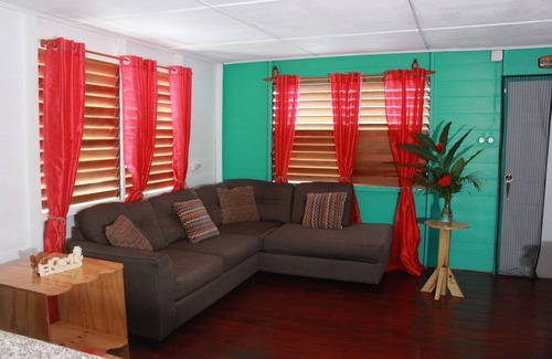 West End House | Cali Cottages