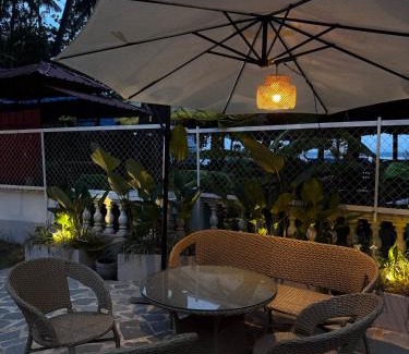 Chapora Hotel | Cali - Stays By The Bay