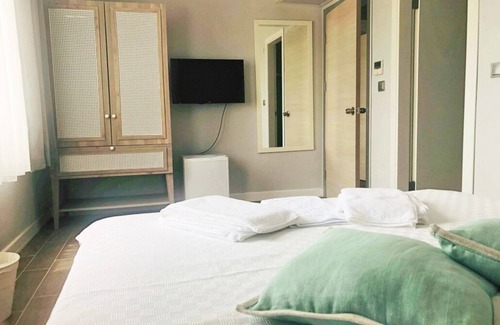 Bozcaada Hotel | CALİSTO 17 BUTİK OTEL