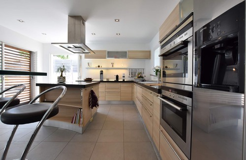 La Gaude Villa | Californiènne 240 m² - Swimming pool - Rooftop + Jacuzzi - Independent apartment