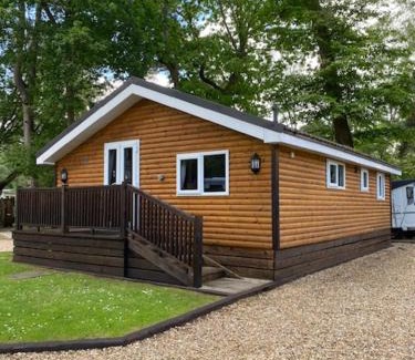 Wokingham Resort | California Chalet & Touring Park
