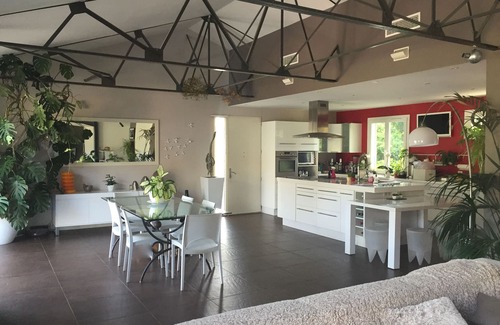 Les Camoins Villa | California-style villa