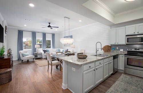 Miramar Beach Condo | Call for Snowbird Specials! Toes in the Water Miramar Beach Condo with Pool