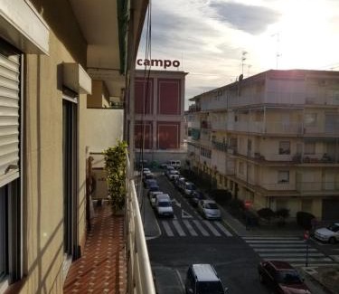 Vista Hermosa Apartment | Calle de Dona Dolsa n6, 2Dcha