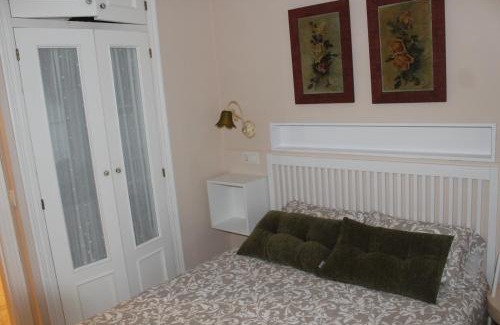 Luarca Apartment | Calle Olavarrieta 16 bajo