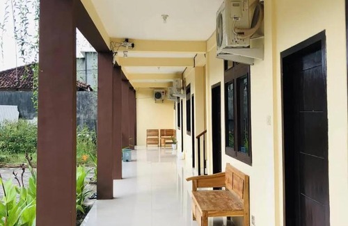 Banyuwangi House | Calliandra Homestay