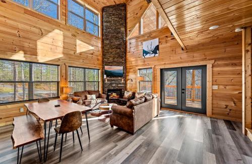 Sevierville House | Calling Mountains by Avada Properties