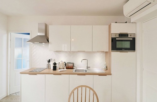 Antibes Old Town Apartment | Calm and Elegance in Old Antibes
