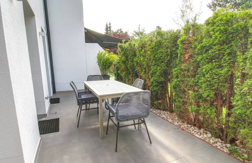 Großhadern House | Calm City House Munich Design house-in-house, close to the center, terrace subway, office