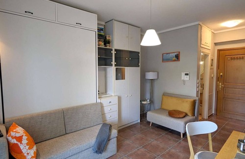 Kalamaria Apartment | Calm & Cosy Studio, Central Kalamaria