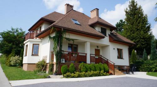 Michalowice House | Calm House in suburbs of Cracow