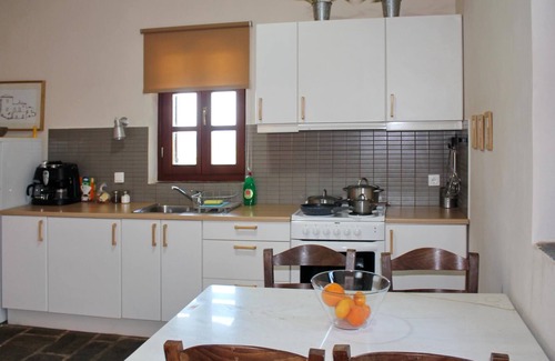 Skoutari House | Calm located holiday house with pool, wifi, max. 8 Pers., Lakonia, Peloponnese