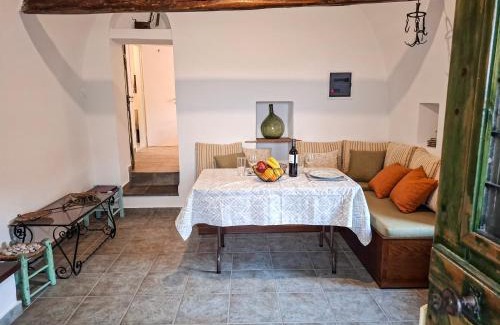 Avgonima Apartment | Calm Wood & Stone Home with View, Chios
