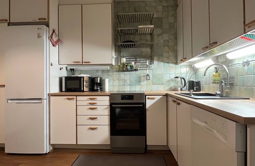 Lantinen District Apartment | Calm World Residence