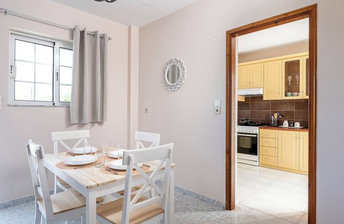 Linopotis House | "Calma " country living -Your vacation home in an olive grove near the beach