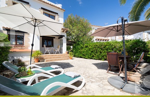 Benissa Coast Ski Chalet | Calma Moraira by Solhabitat Rentlas