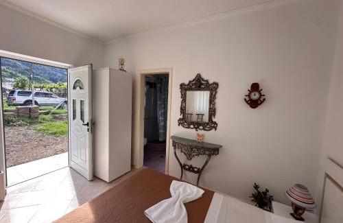 Permet House | Calma rooms
