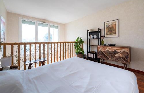 Quartier Villeneuve - Village-Olympique Apartment | Calme et verdure: vue montagne - terrasse - wifi