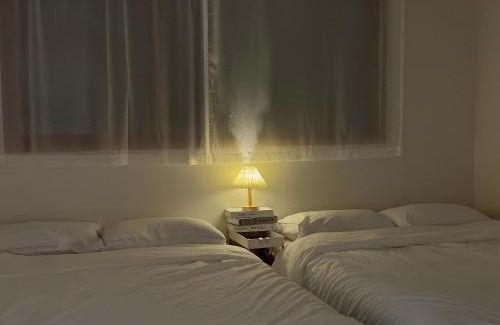 Chunghyeon-dong Apartment | Calming place, Seoul #2