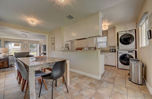 Bixby Knolls House | Calming Sanctuary near attractions/beaches and LAX
