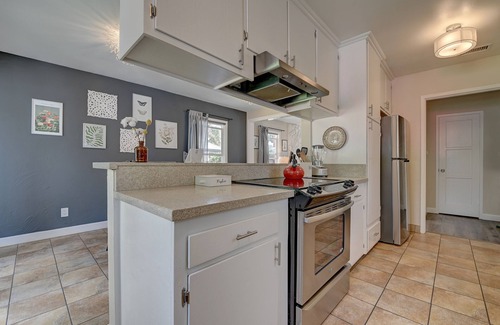 Bixby Knolls House | Calming Sanctuary near attractions/beaches and LAX