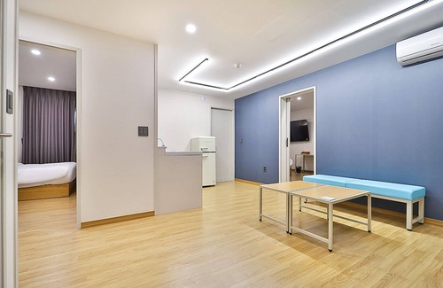 Geoje Hotel | Calmrest Hotel