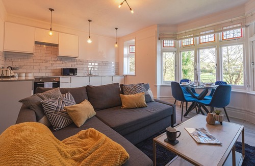 Royal Tunbridge Wells Apartment | Calverley Place -Long Stay Offer